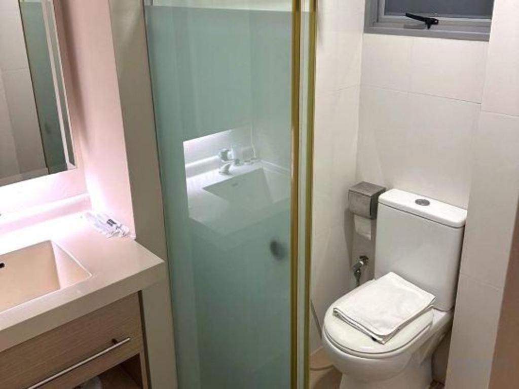 Отель Reddoorz Premium @ Balestier Сингапур Экстерьер фото