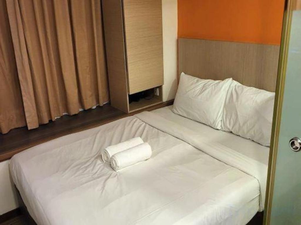 Отель Reddoorz Premium @ Balestier Сингапур Экстерьер фото